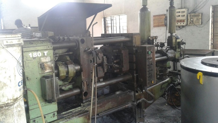 180T HMT aluminium die casting machine